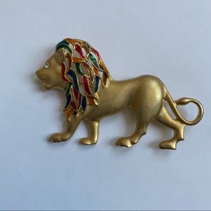 Vintage King of Pride Rock Brooch
